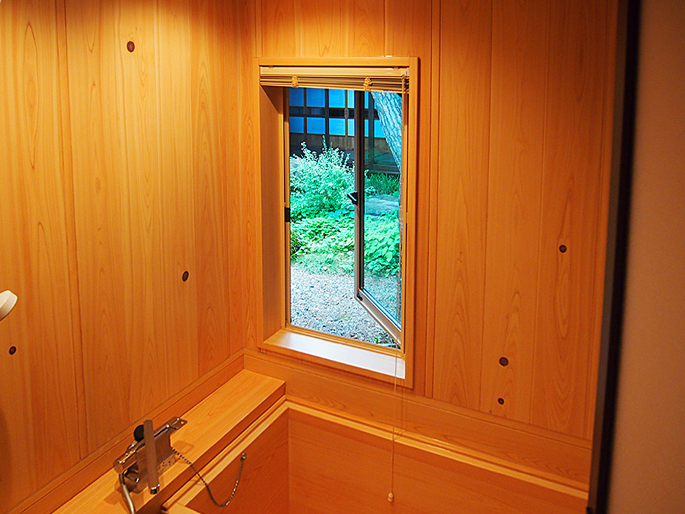 浴室　飛騨高山の古民家宿　一棟貸切～草の庭 Kusanoniwa